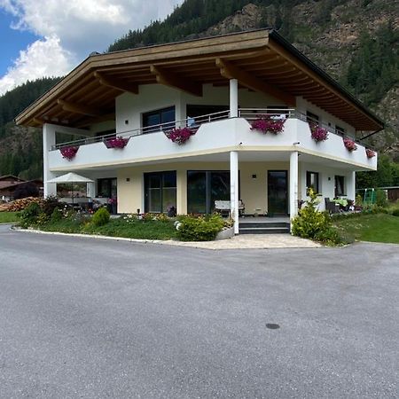 Apart Adlerblick Appartamento Längenfeld Esterno foto